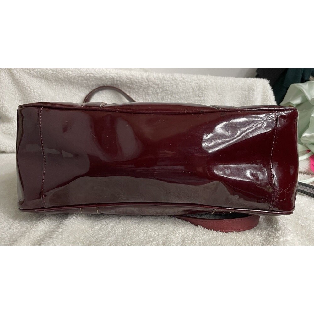 Coach Burgundy Patent Leather Tunrlock Pocket Double Handle Tote Bag READ - Picture 5 of 16